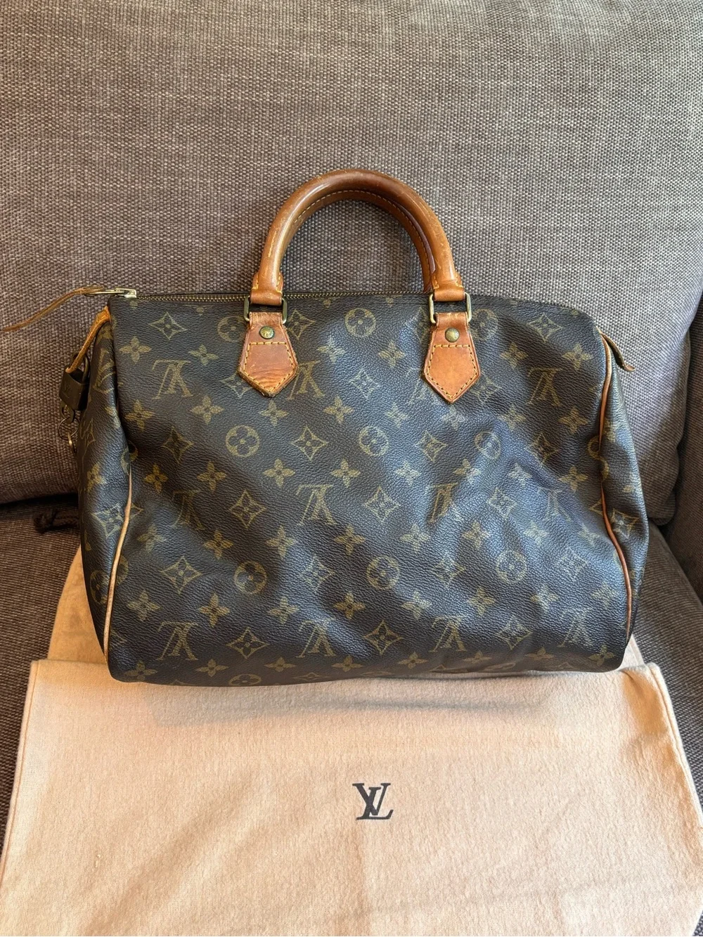 Authentic Louis Vuitton Speedy 30 monogram satchel vintage